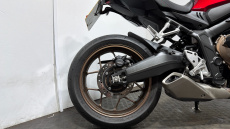 24MY Honda CB650R E-Clutch
